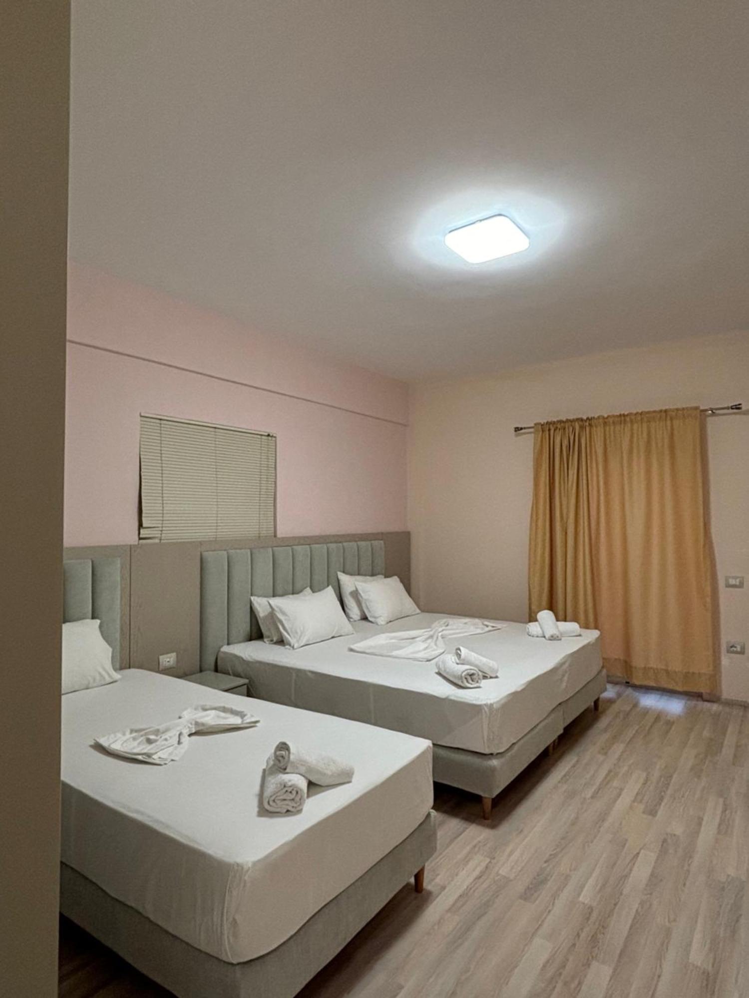 Vila -Te Golja Sarandë Esterno foto