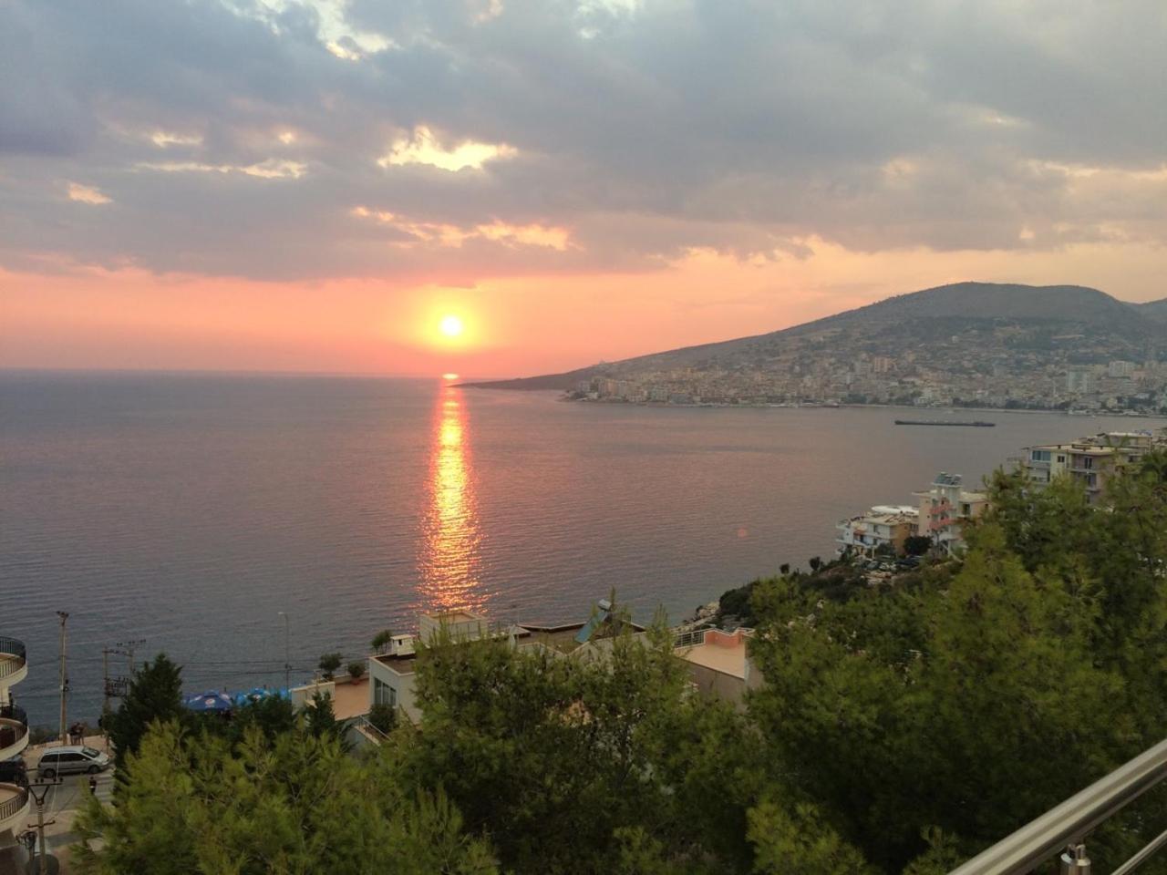 Vila -Te Golja Sarandë Esterno foto